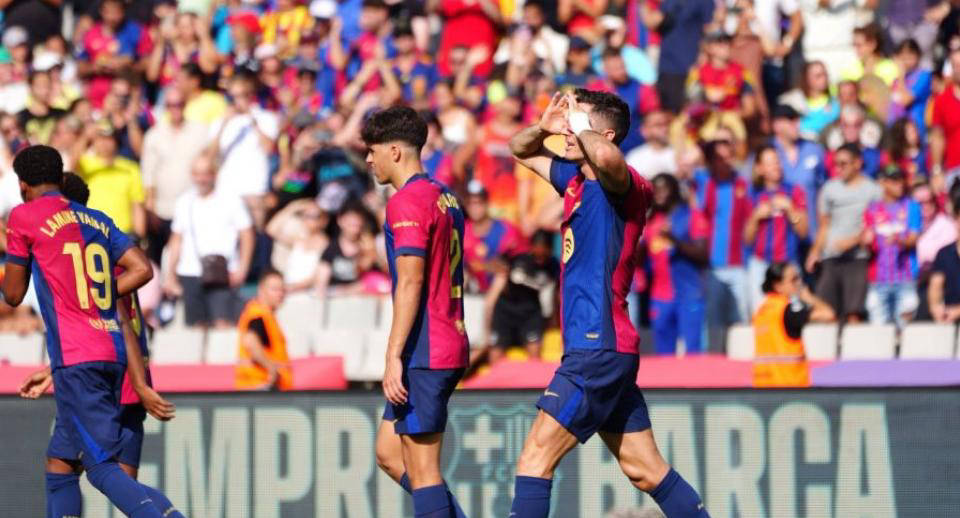 包含格拉纳达痛失主场，巴萨势如破竹的词条